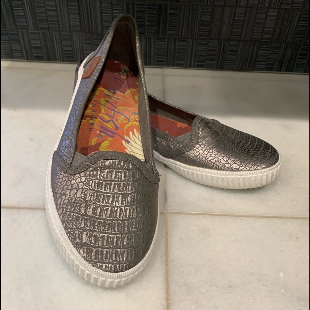 Blowfish slip on shoes